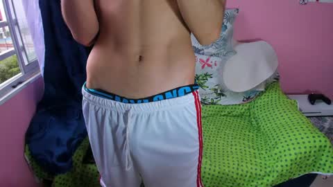 PRESSURE online show from April 2, 12:14 pm