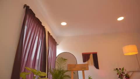 Snapshot of pretties_nay chatting on February 25, 5:36 pm Nayrobi online show from February 25, 5:36 pm