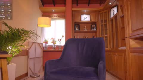 Snapshot of pretties_nay chatting on October 24, 2:13 pm Nayrobi online show from October 24, 2:13 pm