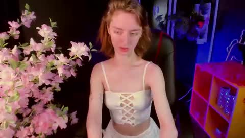 Lady vikki  online show from June 25, 5:56 am