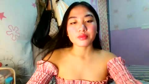 Snapshot of pretty_am chatting on November 27, 8:38 am pretty_am online show from November 27, 8:38 am