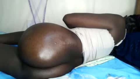 pretty_ass07 online show from April 16, 5:03 pm