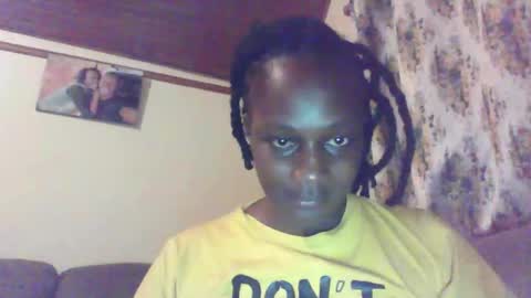 Karol online show from April 8, 6:30 pm