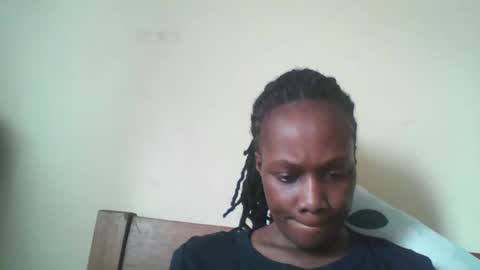 Snapshot of pretty_beib chatting on May 24, 7:35 am Karol online show from May 24, 7:35 am