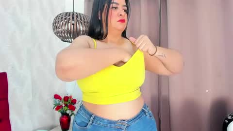 Snapshot of pretty_bigboobs_ chatting on February 17, 7:21 pm Carla online show from February 17, 7:21 pm