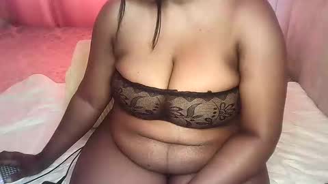 chichi online show from November 13, 10:47 am