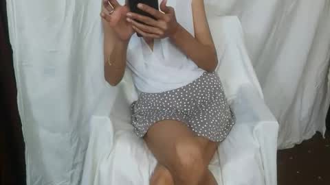 pretty_cat1 online show from October 4, 8:18 pm