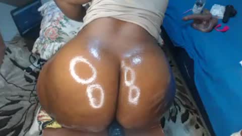 pretty_clare online show from June 15, 4:20 pm