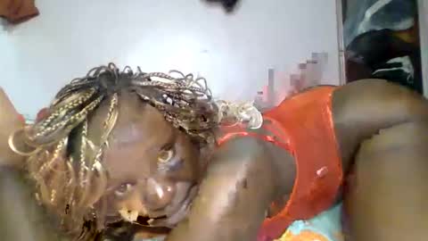 pretty_curvy99 online show from March 3, 8:48 pm