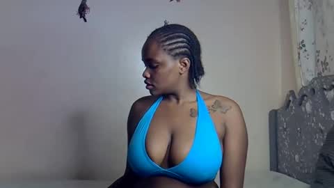 pretty_daina3 online show from April 4, 6:16 pm