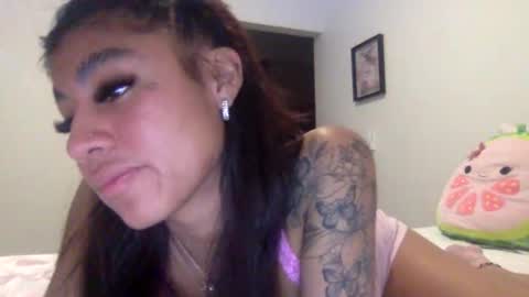 pretty_girl828687 online show from February 2, 2:27 pm