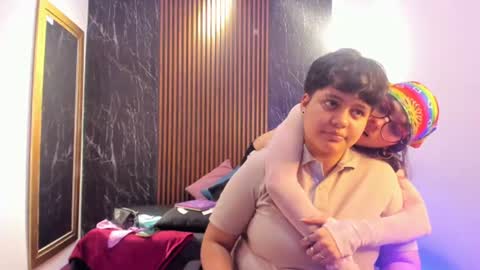 pretty_honey22 online show from June 28, 12:16 am