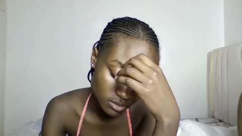 pretty luv1 online show from February 17, 8:44 am