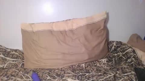 pretty_milla03 online show from April 19, 11:07 pm