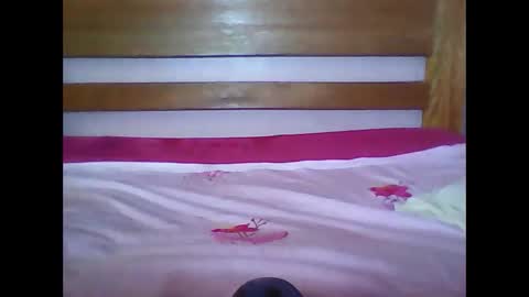 Snapshot of pretty_mine chatting on December 2, 1:57 pm pretty time online show from December 2, 1:57 pm