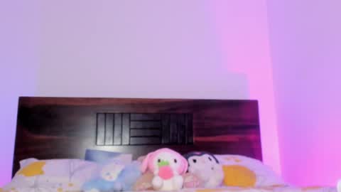 Snapshot of pretty_moonn2 chatting on June 11, 2:53 am pretty_moonn2 online show from June 11, 2:53 am