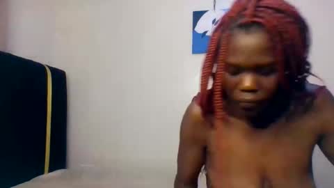 Snapshot of pretty_naya chatting on March 1, 8:44 pm naya online show from March 1, 8:44 pm