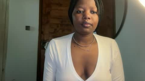 Pretty peaches online show from June 17, 1:45 pm