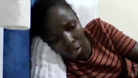 Snapshot of pretty_petite_ebony chatting on July 19, 9:18 pm pretty_petite_ebony online show from July 19, 9:18 pm