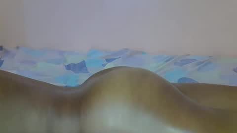 pretty_saddy online show from April 3, 4:49 pm