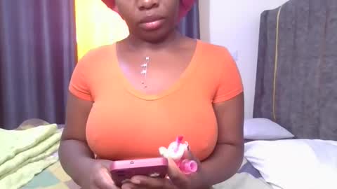 pretty_shila online show from January 17, 1:05 pm