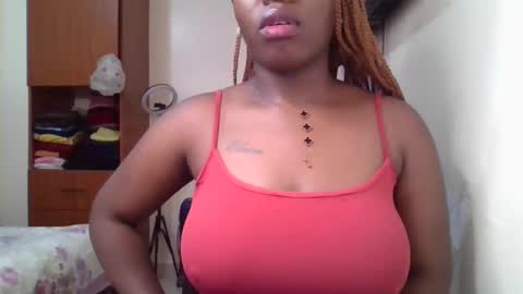 pretty_shila online show from April 10, 9:58 am