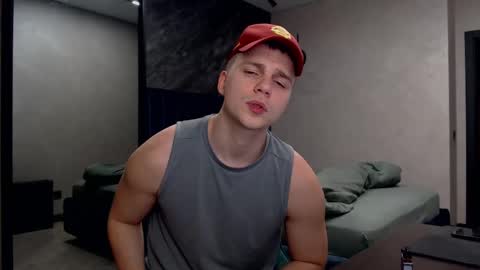 Justin online show from March 6, 6:52 am