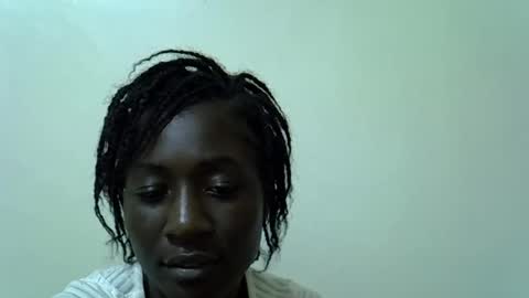 Snapshot of pretty_swirl chatting on February 11, 10:31 am Twirl online show from February 11, 10:31 am