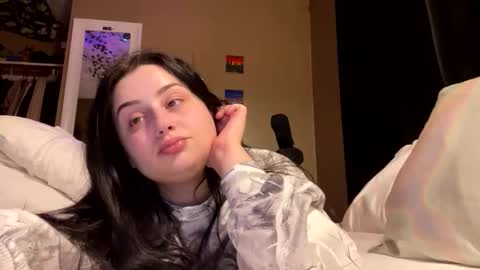 prettybaby22 online show from March 23, 5:33 am