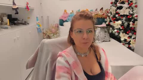 wilma online show from December 9, 1:29 am