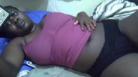 prettybooty1 online show from March 4, 4:20 pm