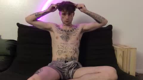 pretty boy online show from October 26, 4:07 am