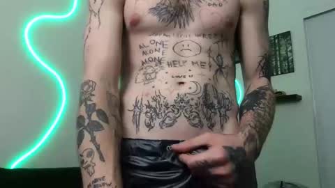 pretty boy online show from November 5, 4:34 am