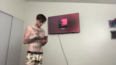 pretty boy online show from February 9, 4:05 am