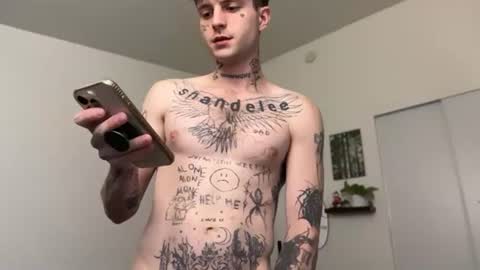 Snapshot of prettyboyszn chatting on July 3, 4:41 am pretty boy online show from July 3, 4:41 am
