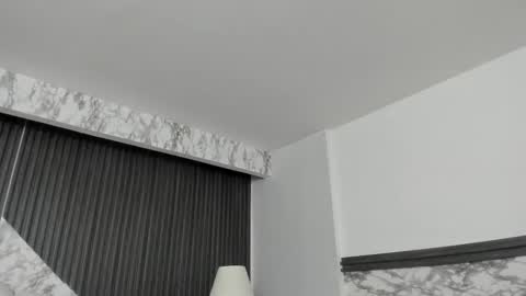 Snapshot of prettybullet chatting on February 16, 12:21 pm GTM-5 online show from February 16, 12:21 pm