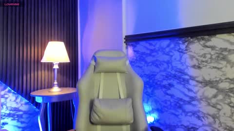 Snapshot of prettybullet chatting on November 13, 12:15 pm GTM-5 online show from November 13, 12:15 pm