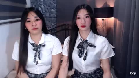 Snapshot of prettycumnotes69 chatting on December 12, 2:44 pm ASHLEY online show from December 12, 2:44 pm