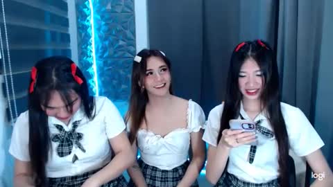 Snapshot of prettycumnotes69 chatting on January 6, 12:35 pm ASHLEY online show from January 6, 12:35 pm