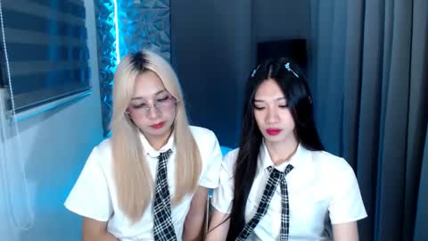 Snapshot of prettycumnotes69 chatting on January 19, 3:29 am ASHLEY online show from January 19, 3:29 am