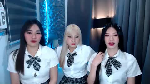 Snapshot of prettycumnotes69 chatting on January 22, 6:52 pm ASHLEY online show from January 22, 6:52 pm