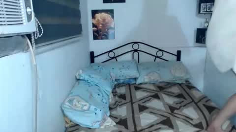 Snapshot of prettycumnotes69 chatting on October 4, 10:35 am ASHLEY online show from October 4, 10:35 am