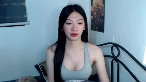 Snapshot of prettycumnotes69 chatting on December 3, 6:43 am ASHLEY online show from December 3, 6:43 am