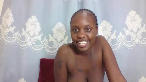 Snapshot of prettydarkskin002 chatting on February 23, 6:01 pm SHANIA online show from February 23, 6:01 pm