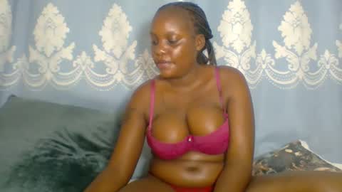 SHANIA online show from December 23, 8:45 am