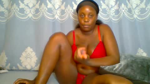 SHANIA online show from July 17, 2:34 pm