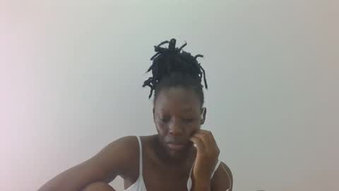 prettydollk_dons online show from April 2, 9:45 pm