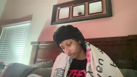 prettyfacefemale online show from May 20, 5:41 pm