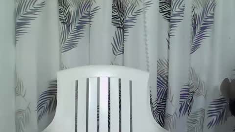 prettygirl_ynna online show from January 14, 11:53 pm