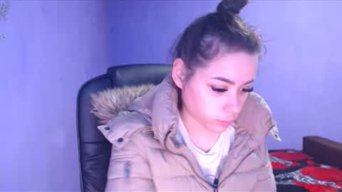 Snapshot of prettyjulliette chatting on December 22, 10:17 am prettyjulliette online show from December 22, 10:17 am
